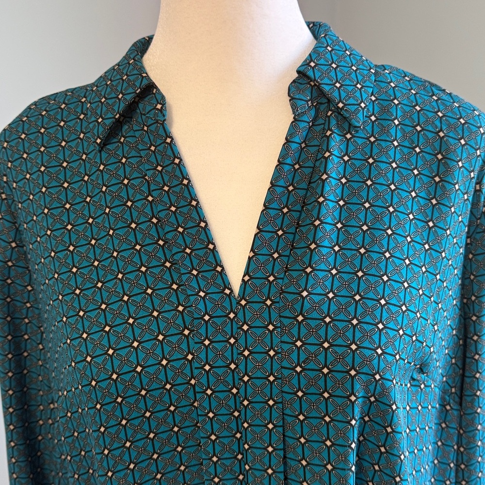 Croft & Barrow Women’s Long Sleeve Pull-Over Tunic Teal Patterned Blouse SZM - Picture 3 of 14